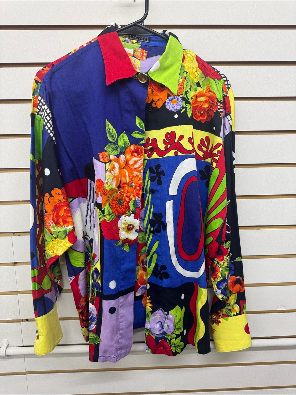Women’s Gianni Versace Colorful Floral Long Sleeve Button-Up Shirt